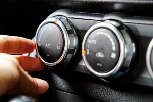 Caldo e guida- come le alte temperature incidono su attenzione e sicurezza